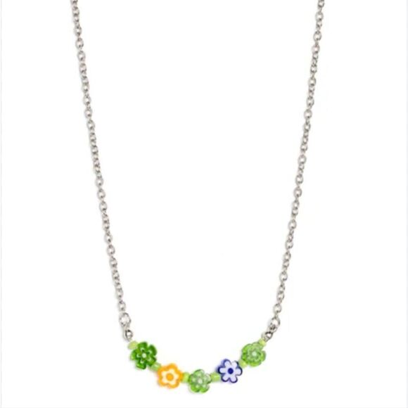 Paparazzi Bouquet We Go Floral Silver Necklace with Multicolor Accents In Green - Picture 3 of 5